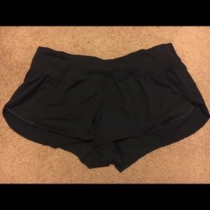 Lululemon shorts size 10 2.5in inseam